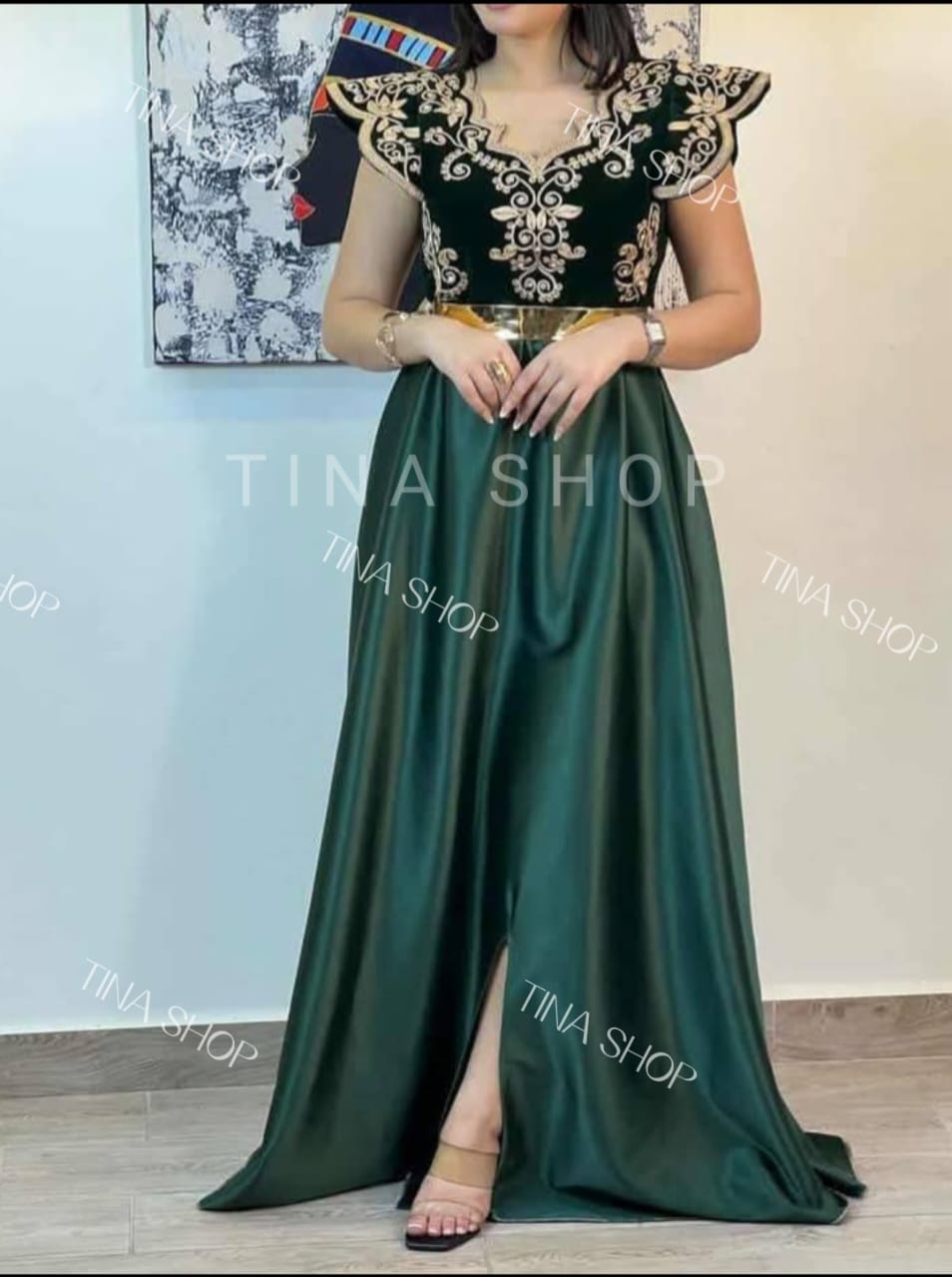 Model Queen - Image 8